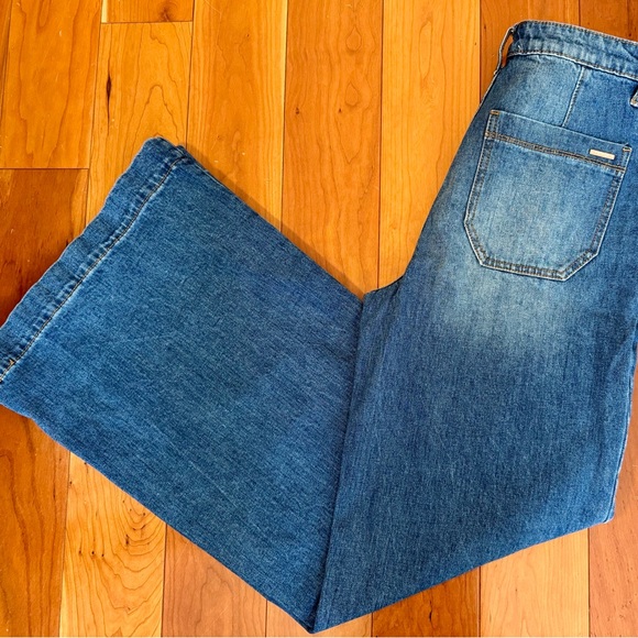 Insane Gene Flare Wide Leg Jeans with Faded Wash - Picture 6 of 11